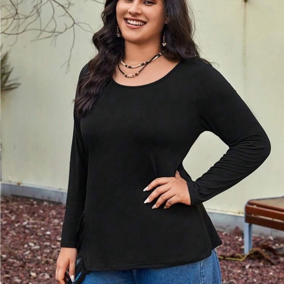 Black Ruched Long Sleeve Scoop Neck Top - Picture 4 of 4